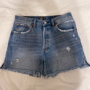 Abercrombie & Fitch High Rise 4” Short